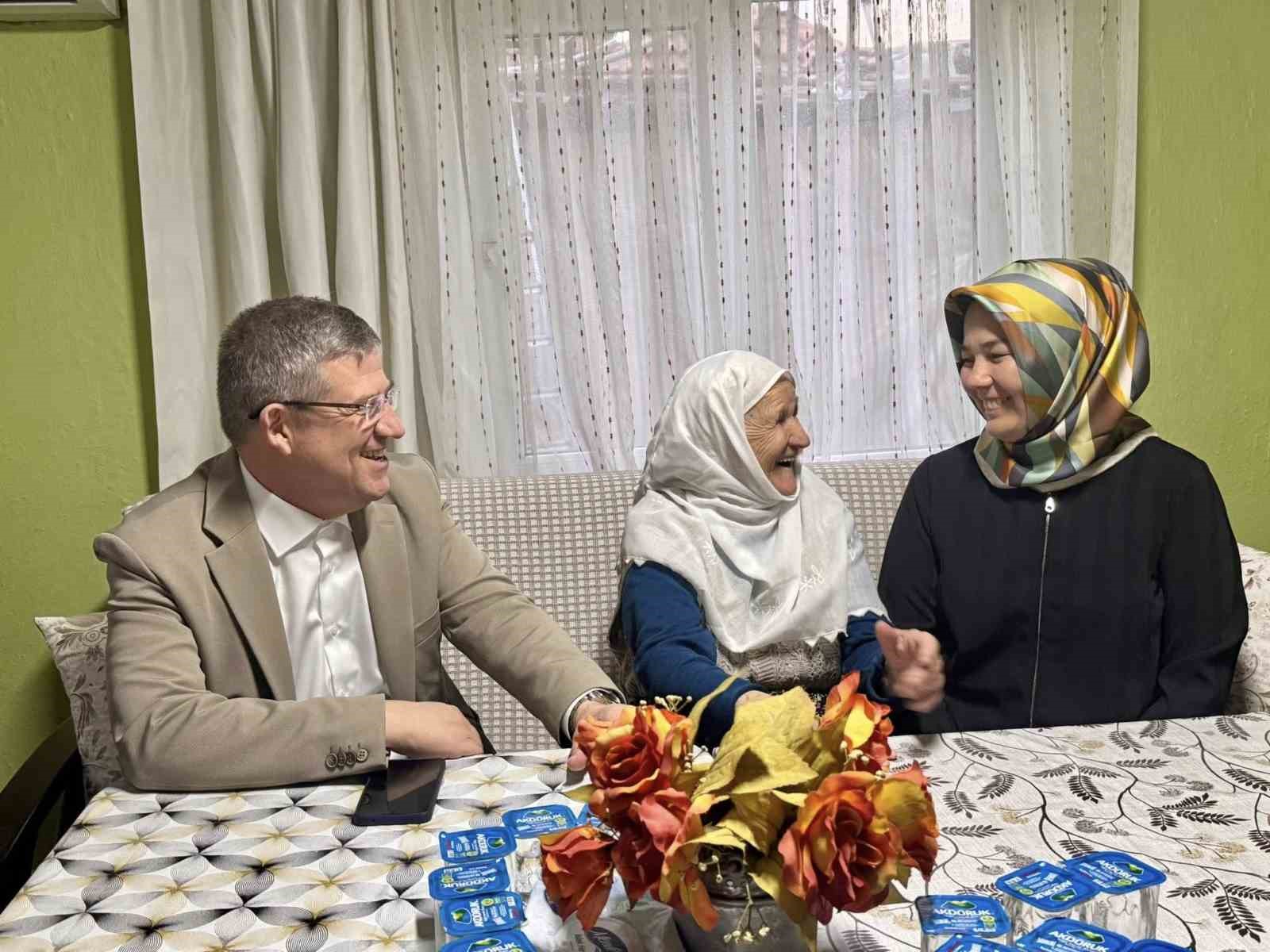 Başkan Subaşıoğlu, Ramazan’ın bereketini gönül sofralarında paylaşıyor
