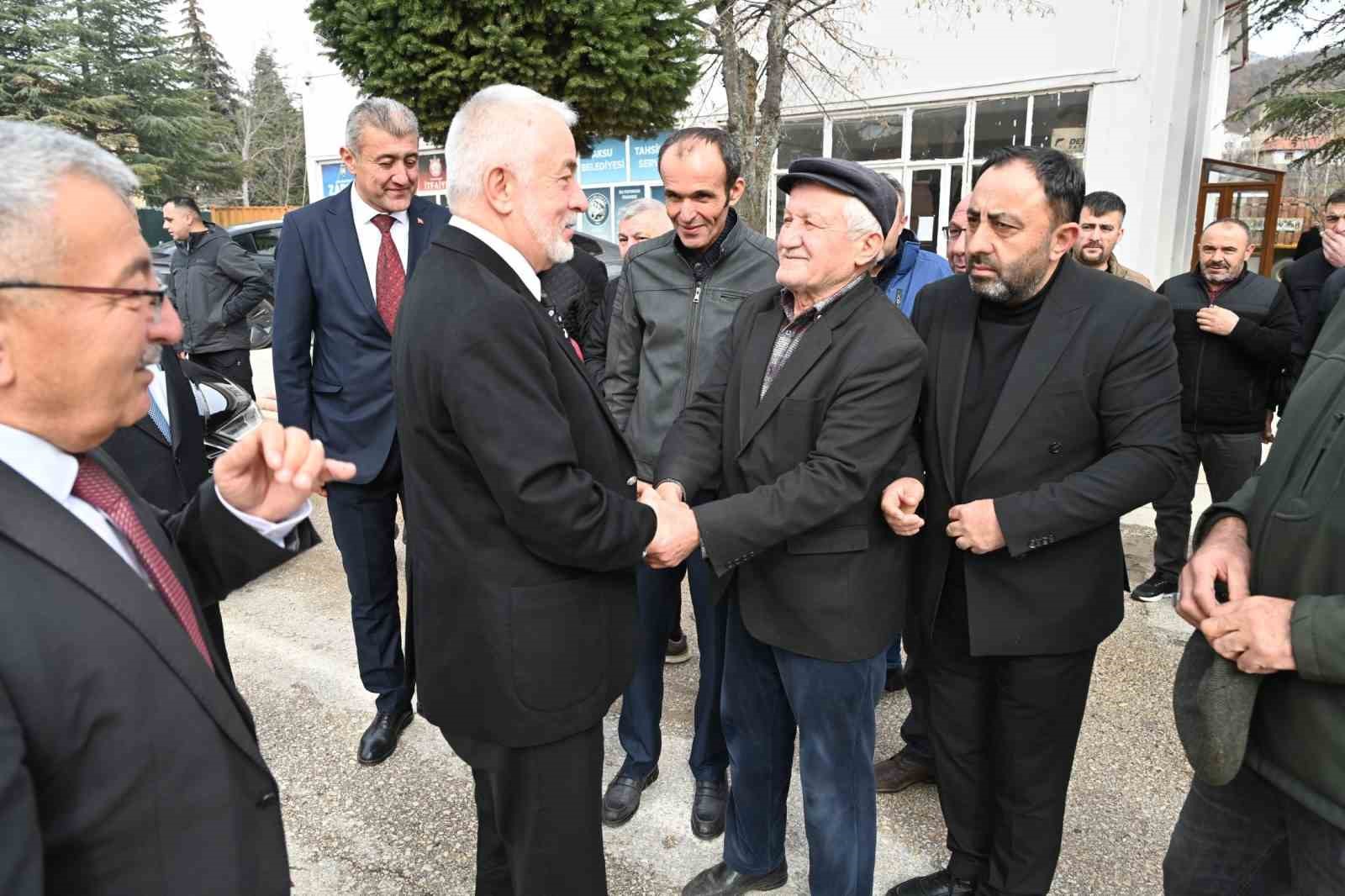 Başkan Şükrü Başdeğirmen Aksu’da muhtarların taleplerini dinledi
Başkan Şükrü Başdeğirmen Aksu’da muhtarların taleplerini dinledi