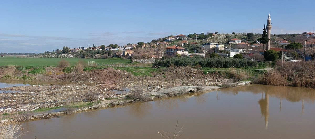 Başkan Sürücü: "Tarihi Taşköprü yıkılmasın, plastikler denize ulaşmasın"

