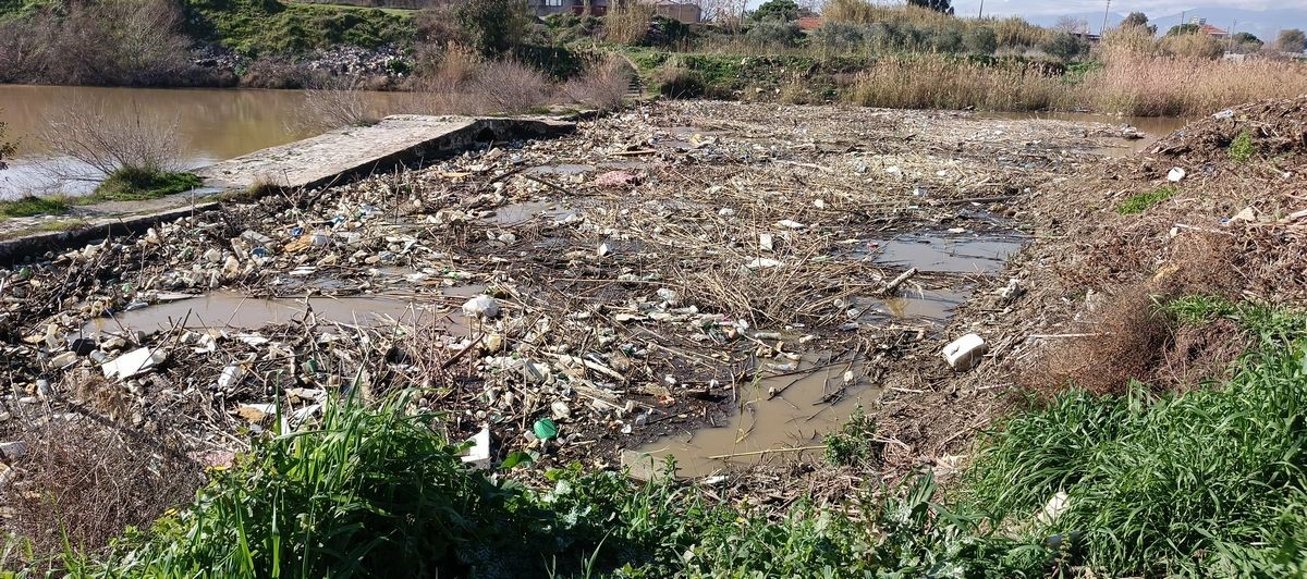 Başkan Sürücü: "Tarihi Taşköprü yıkılmasın, plastikler denize ulaşmasın"
