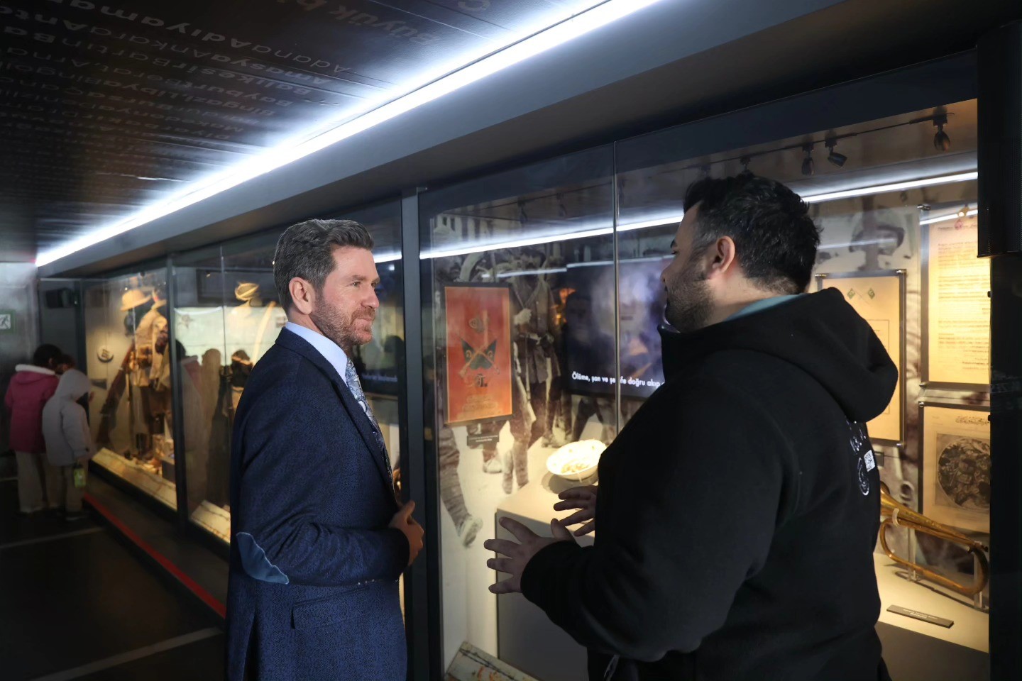 Başkan Tatık, Çanakkale Savaşları Mobil Müzesinde vatandaşlarla bir araya geldi
