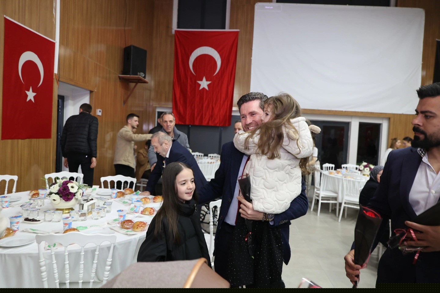 Başkan Tatık, şehit aileleri ve gazilerle iftar yemeğinde bir araya geldi
