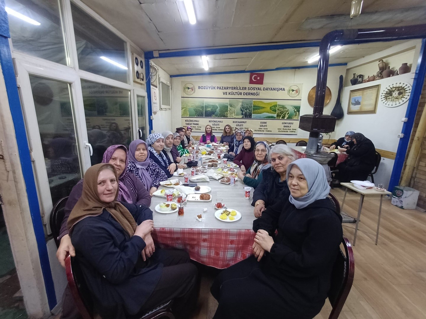 Başkan Tekin: "Kadın dayanışmasıyla Pazaryeri daha güçlü"
