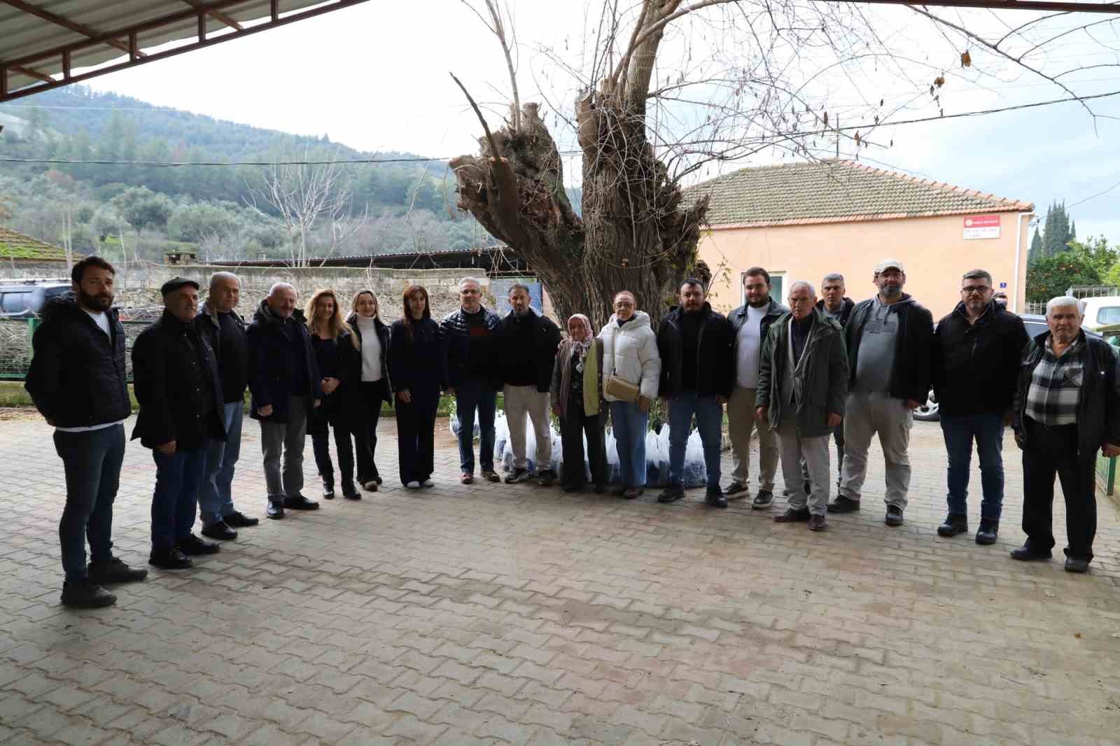 Başkan Tetik mahalle ziyaretlerini sürdürüyor
