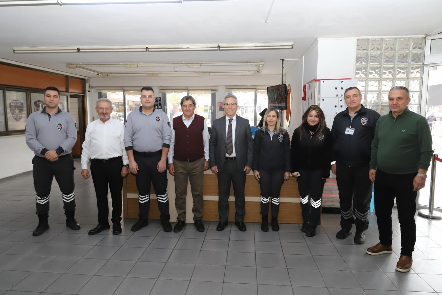 Başkan Tetik mesai arkadaşlarının yeni yılını kutladı
