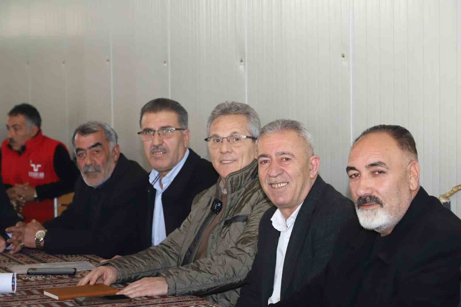 Başkan Tetik, Muammer Aksoy’da vatandaşlarla buluştu
