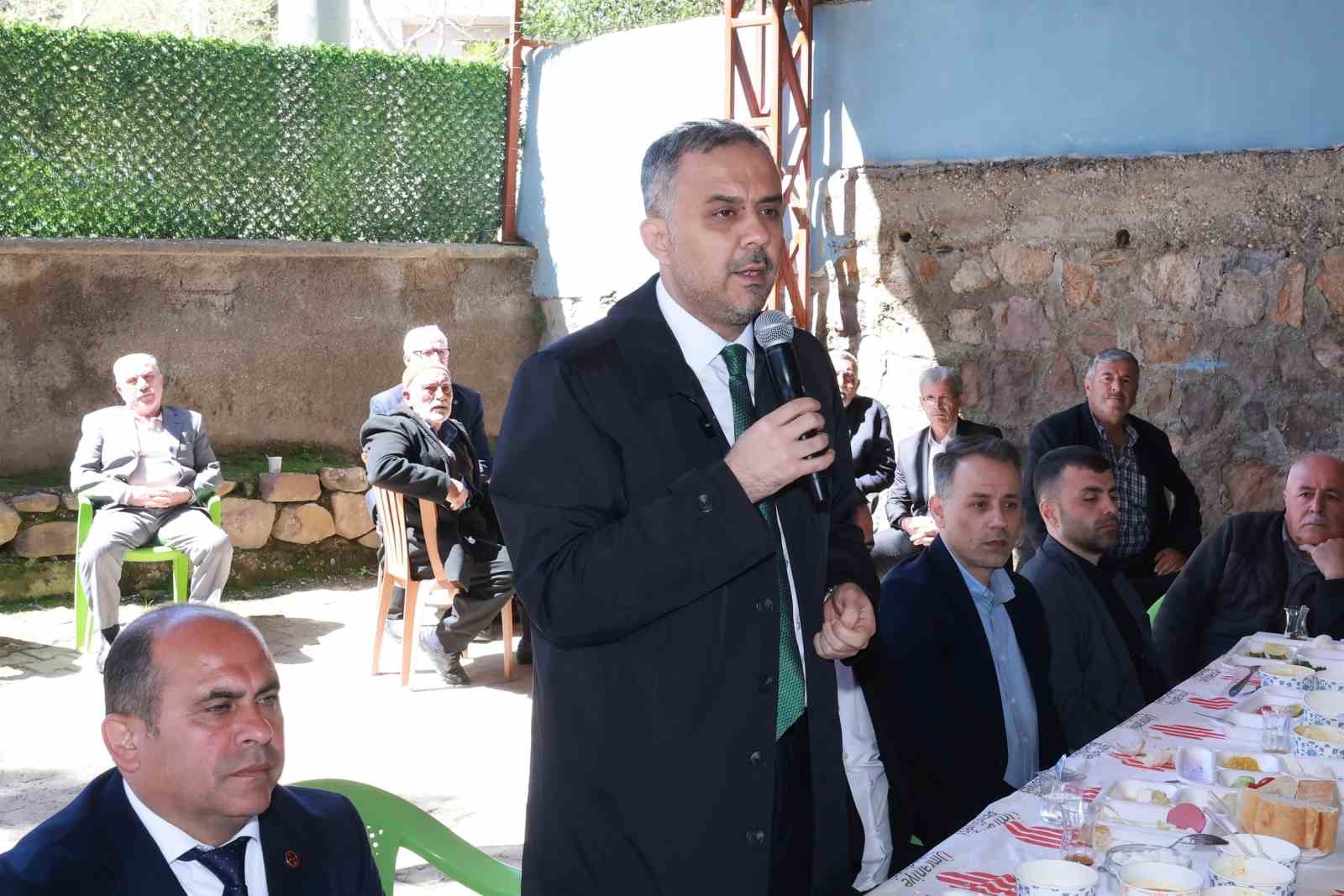 Başkan Toptaş: "Muhtarlarımızdan gelen her talep, bizim için bir görevdir"
