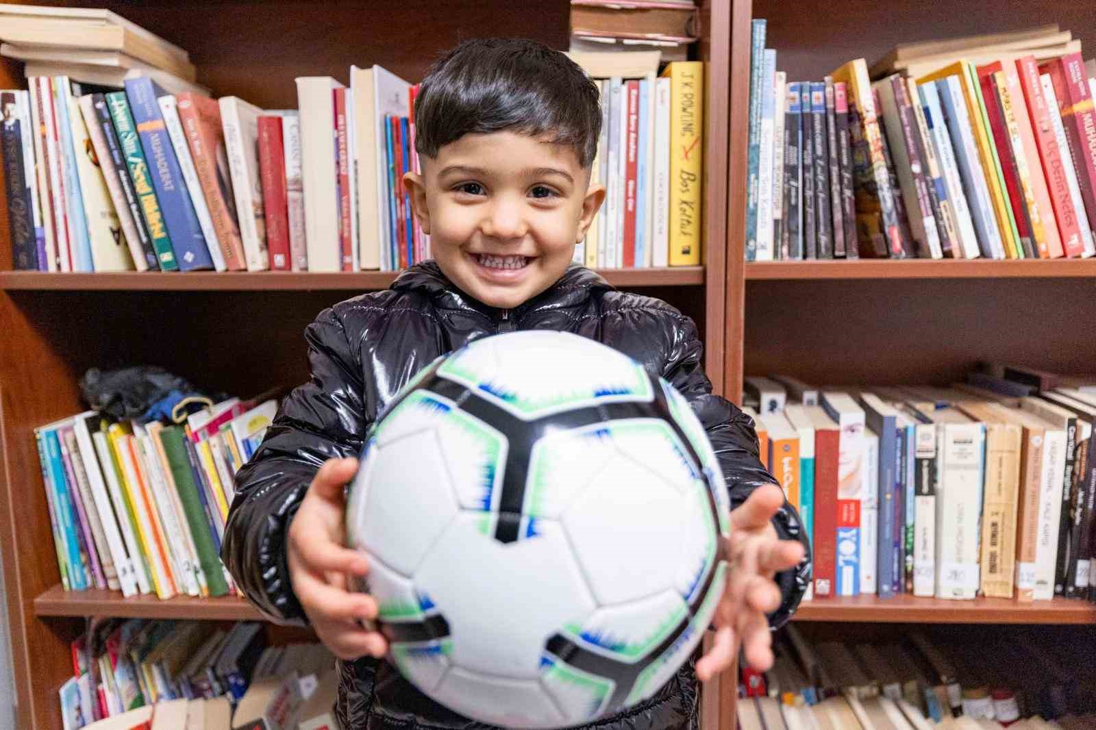 Başkan Tugay bayram namazında Bucalılarla buluştu
