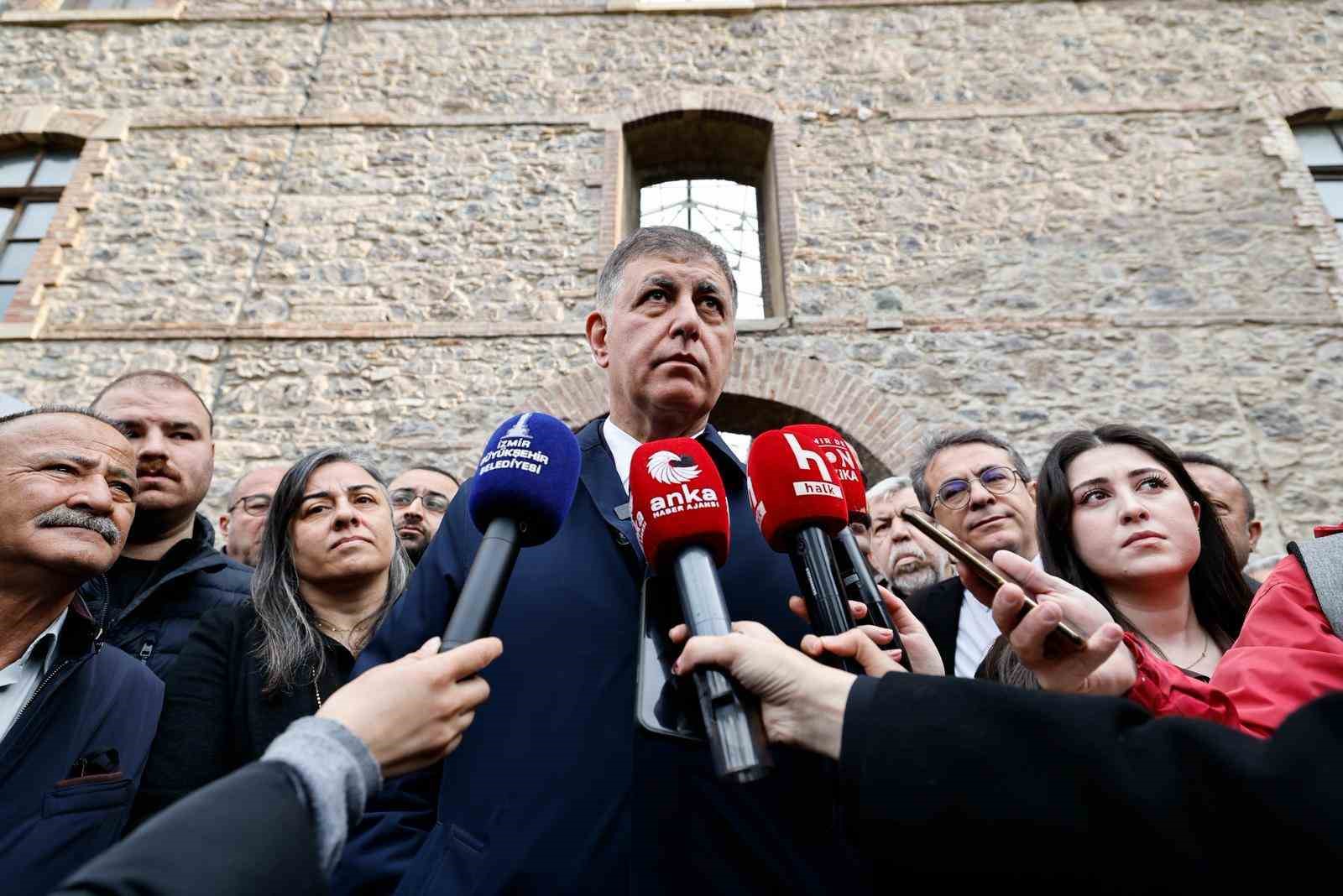 Başkan Tugay: "İzmir’in hakkını sonuna kadar savunacağız"
Başkan Tugay: "İzmir’in hakkını sonuna kadar savunacağız"