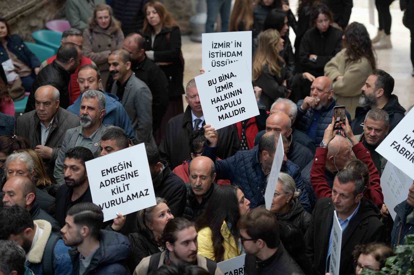 Başkan Tugay: "İzmir’in hakkını sonuna kadar savunacağız"
Başkan Tugay: "İzmir’in hakkını sonuna kadar savunacağız"