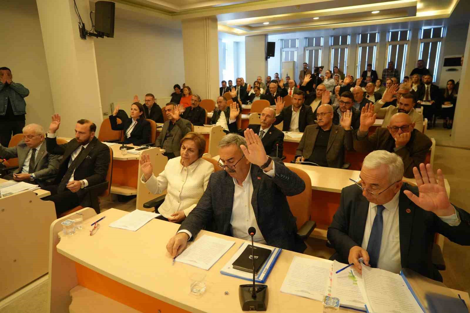 Başkan Türkel: "Bütçemizi yol yapımına ayıracağız"
