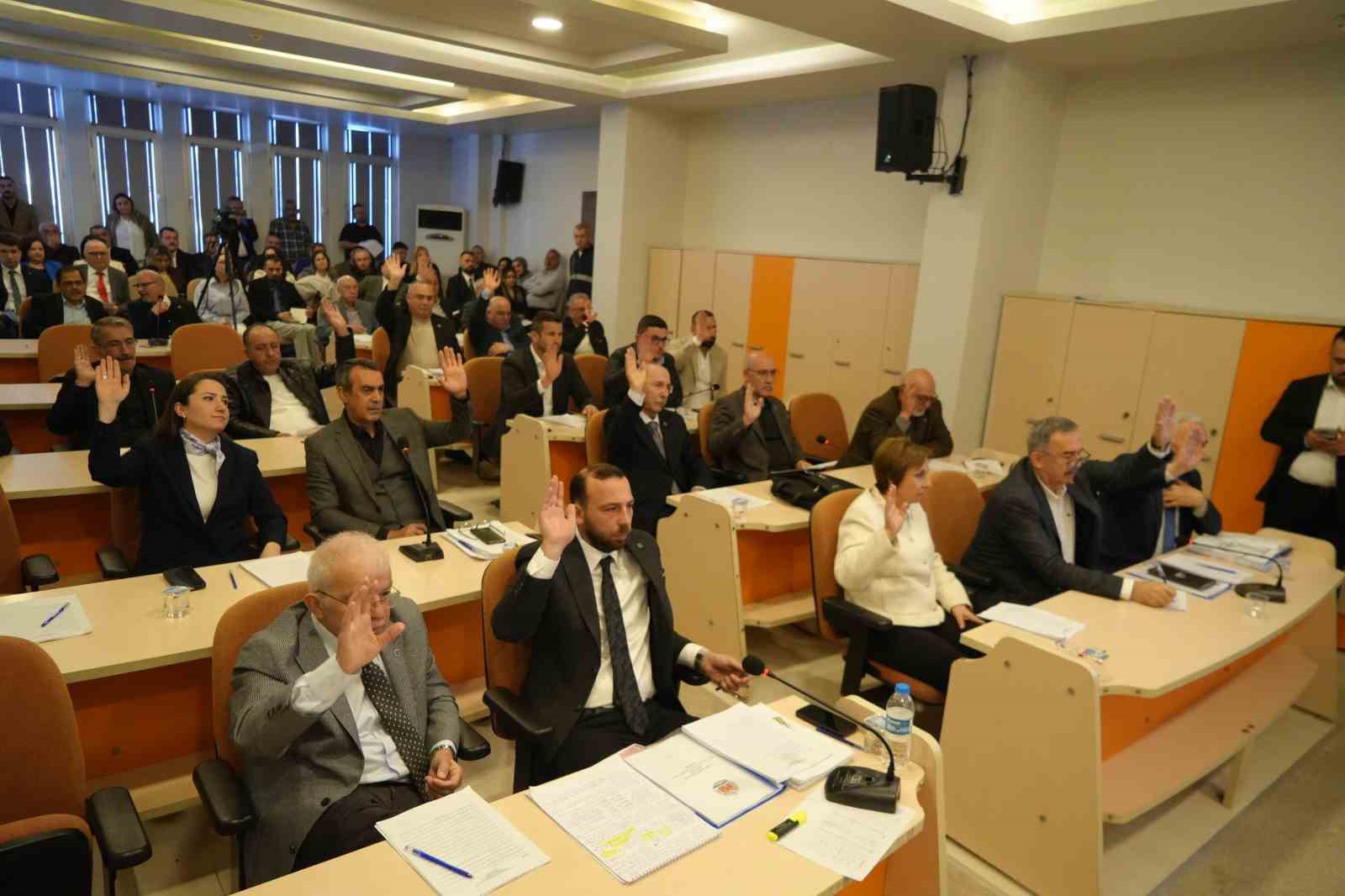 Başkan Türkel: "Bütçemizi yol yapımına ayıracağız"
