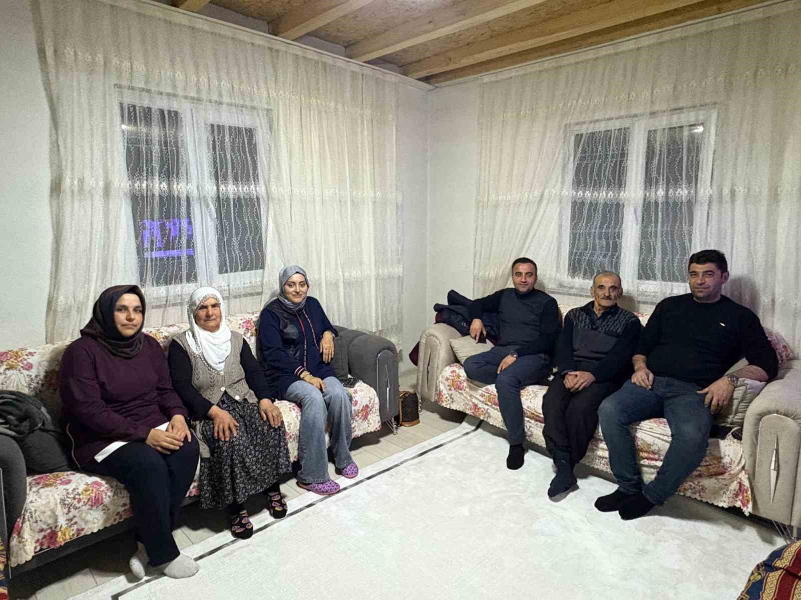 Başkan Ulutaş Kozluca’da İftar Sofrasında
