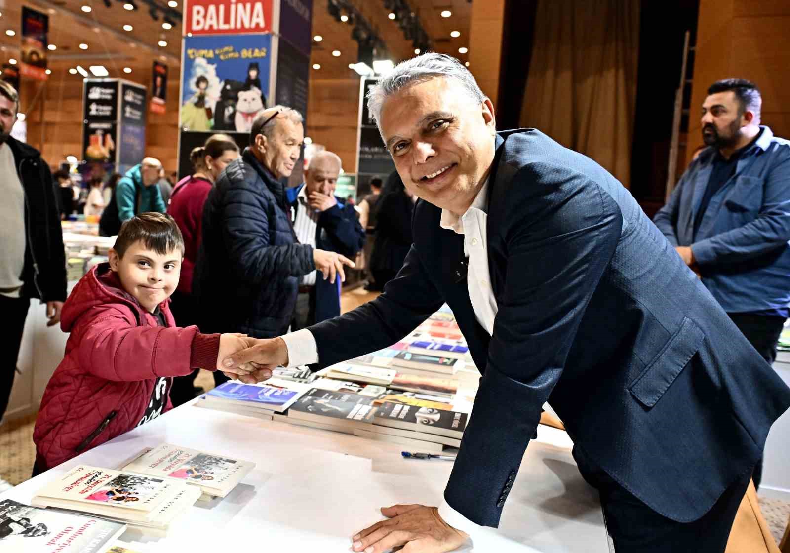 Başkan Uysal’dan kenetlenme çağrısı
Başkan Uysal’dan kenetlenme çağrısı