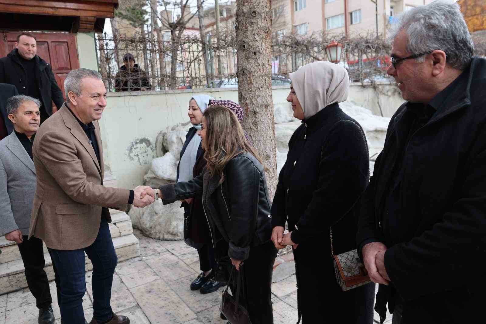 Başkan Uzun: "Biz de hizmetin ve milletin delisiyiz"
