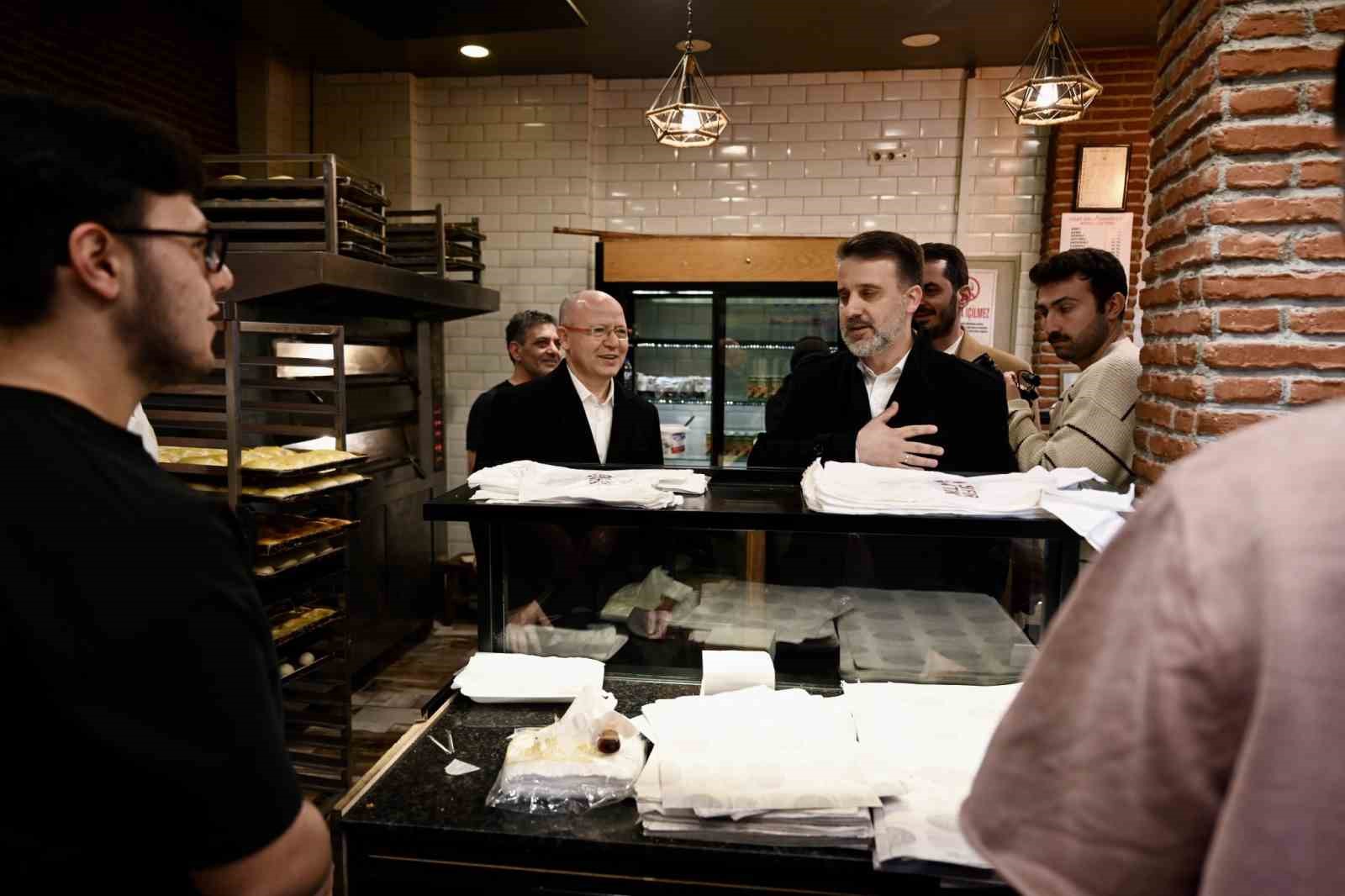 Başkan Vekili Biba, esnafla bir araya geldi
