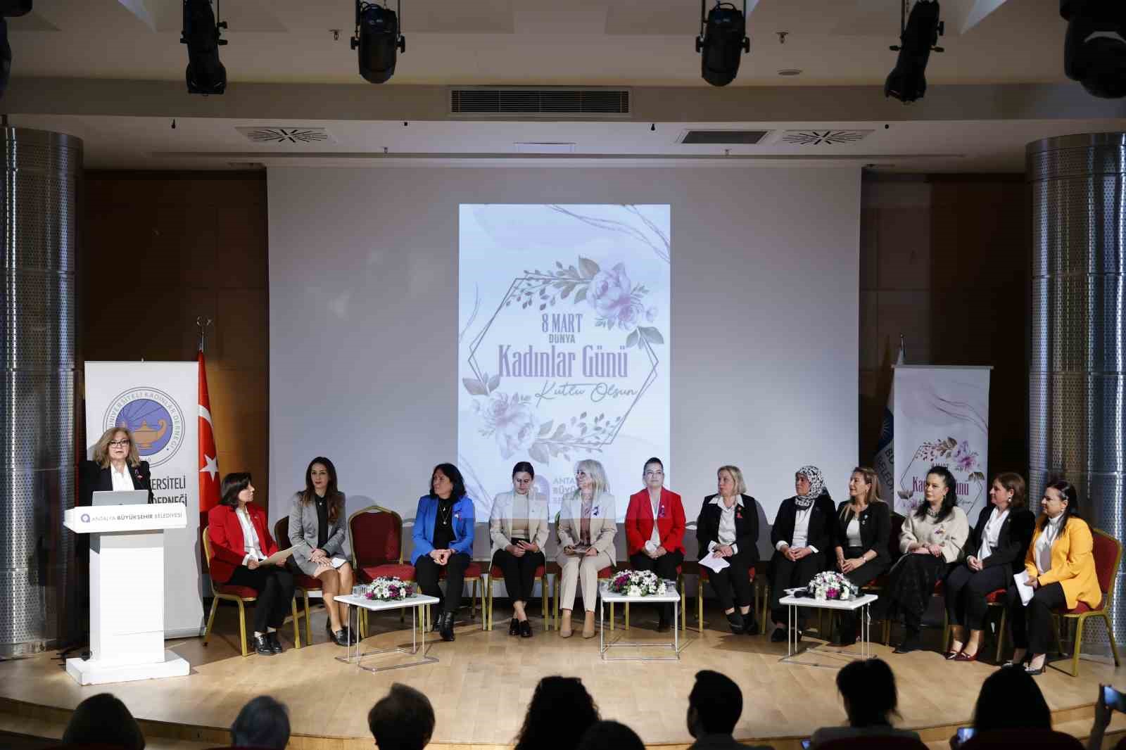 Başkan Vekili Özdemir: "Kadın dostu kent vizyonuyla çalışmalarımızı sürdürüyoruz"
