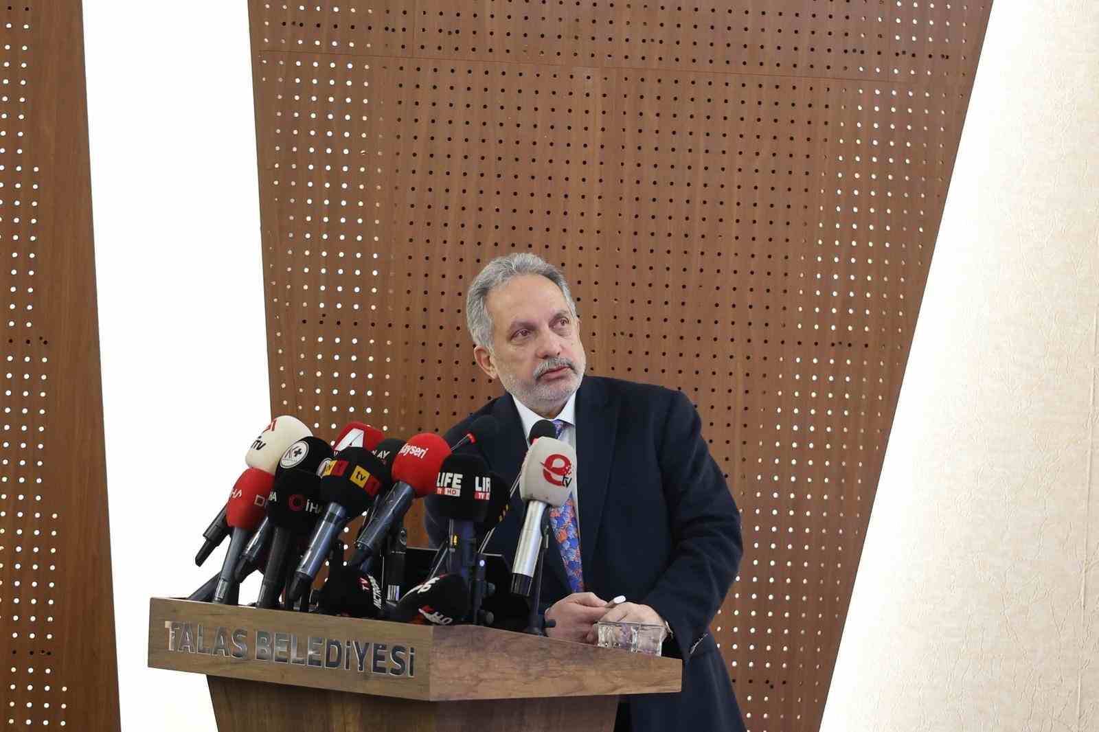 Başkan Yalçın: "Hizmet, yatırım ve başarıyla dolu bir yılı geride bıraktık"
Başkan Yalçın: "Hizmet, yatırım ve başarıyla dolu bir yılı geride bıraktık"