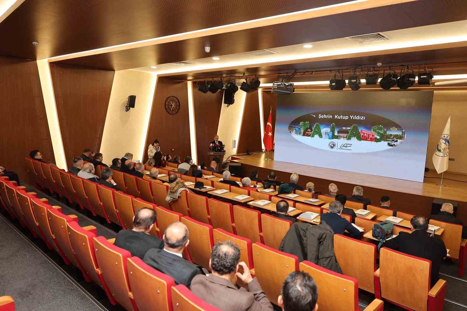 Başkan Yalçın: "Hizmet, yatırım ve başarıyla dolu bir yılı geride bıraktık"
Başkan Yalçın: "Hizmet, yatırım ve başarıyla dolu bir yılı geride bıraktık"