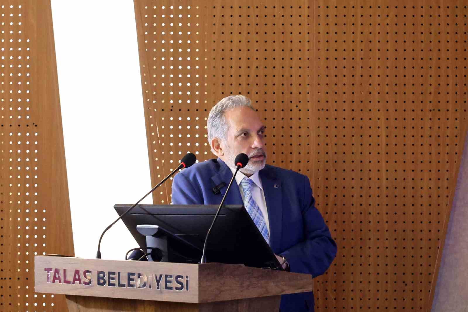 Başkan Yalçın’dan meclis üyelerine icraat sunumu
Başkan Yalçın’dan meclis üyelerine icraat sunumu