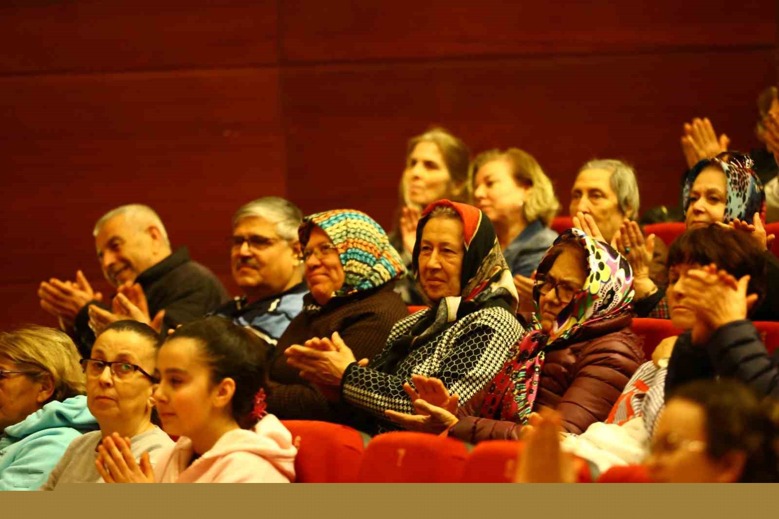 Başkan Yalım ve ekibi tüm gün çeşitli etkinliklerde vatandaşla bir araya geldi
