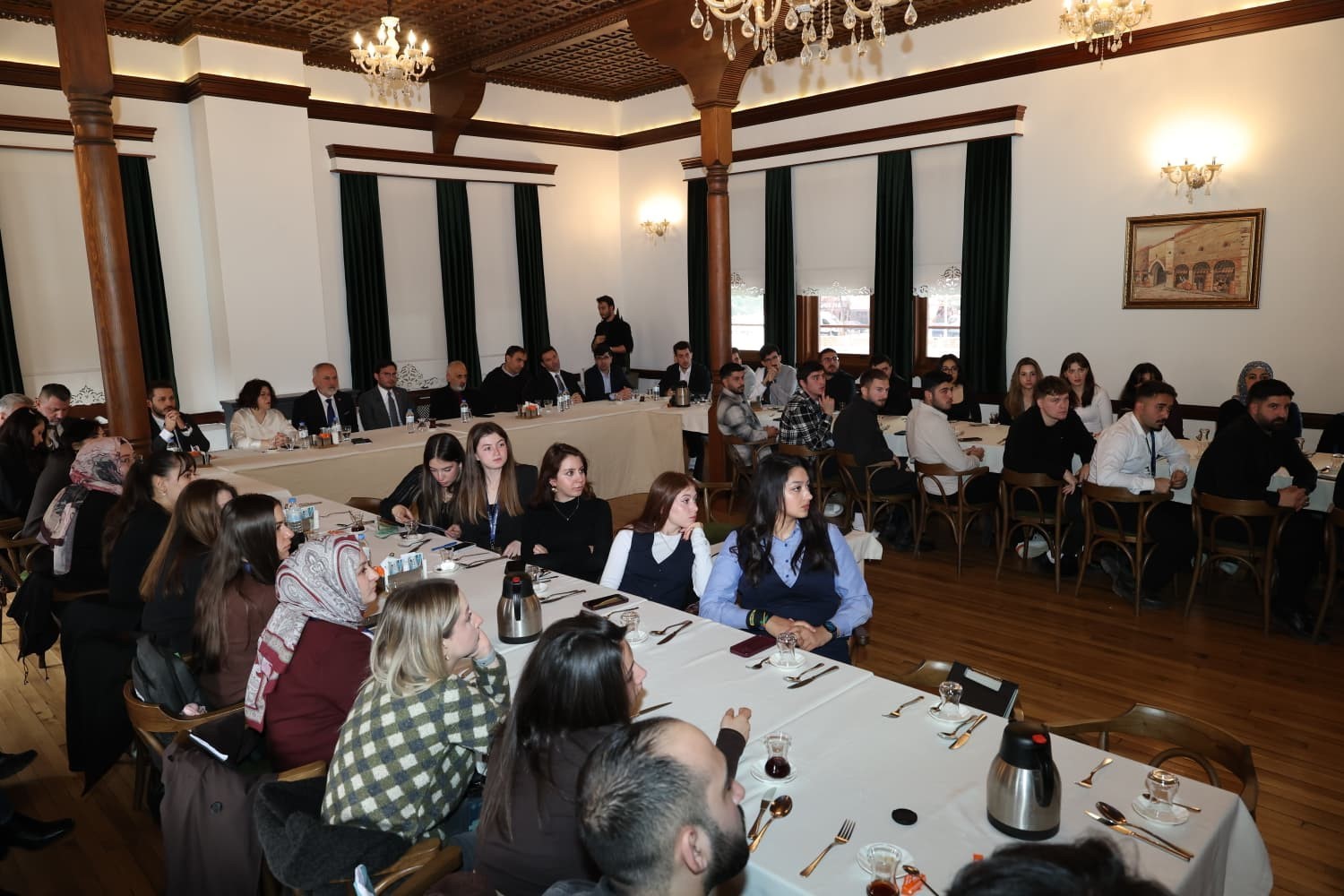 Başkan Yazıcıoğlu: "Yerel üretimi merkeze alan bir şehir modeli inşa etmeye kararlıyız"
