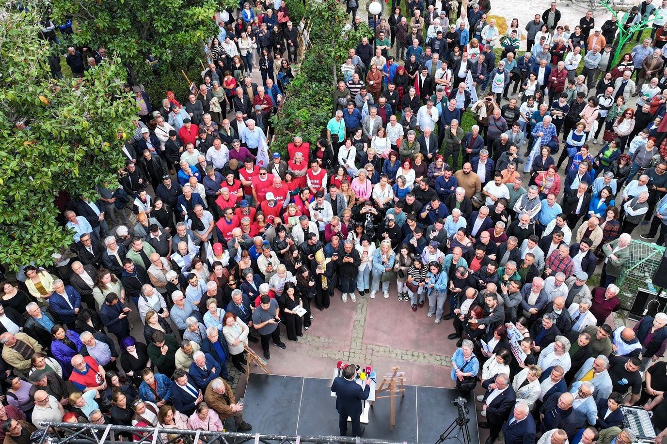 Başkan Yetişkin: "Nevzat Biçer bu kentin ortak değeridir"
