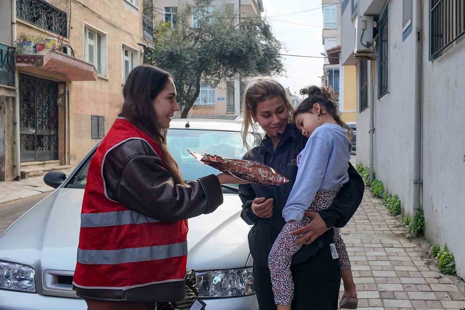 Başkan Yetişkin’den çocuklara bayram hediyesi
