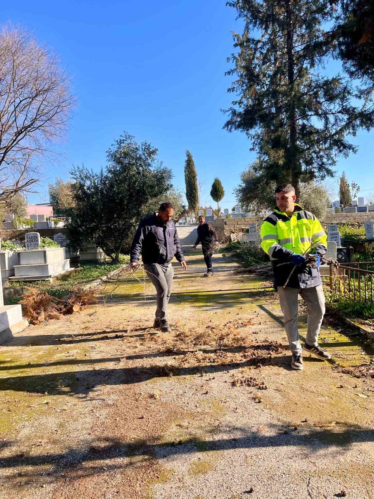 Başkan Yıldırımkaya: "Mezarlıklarımız asla ihmal edilemez"
