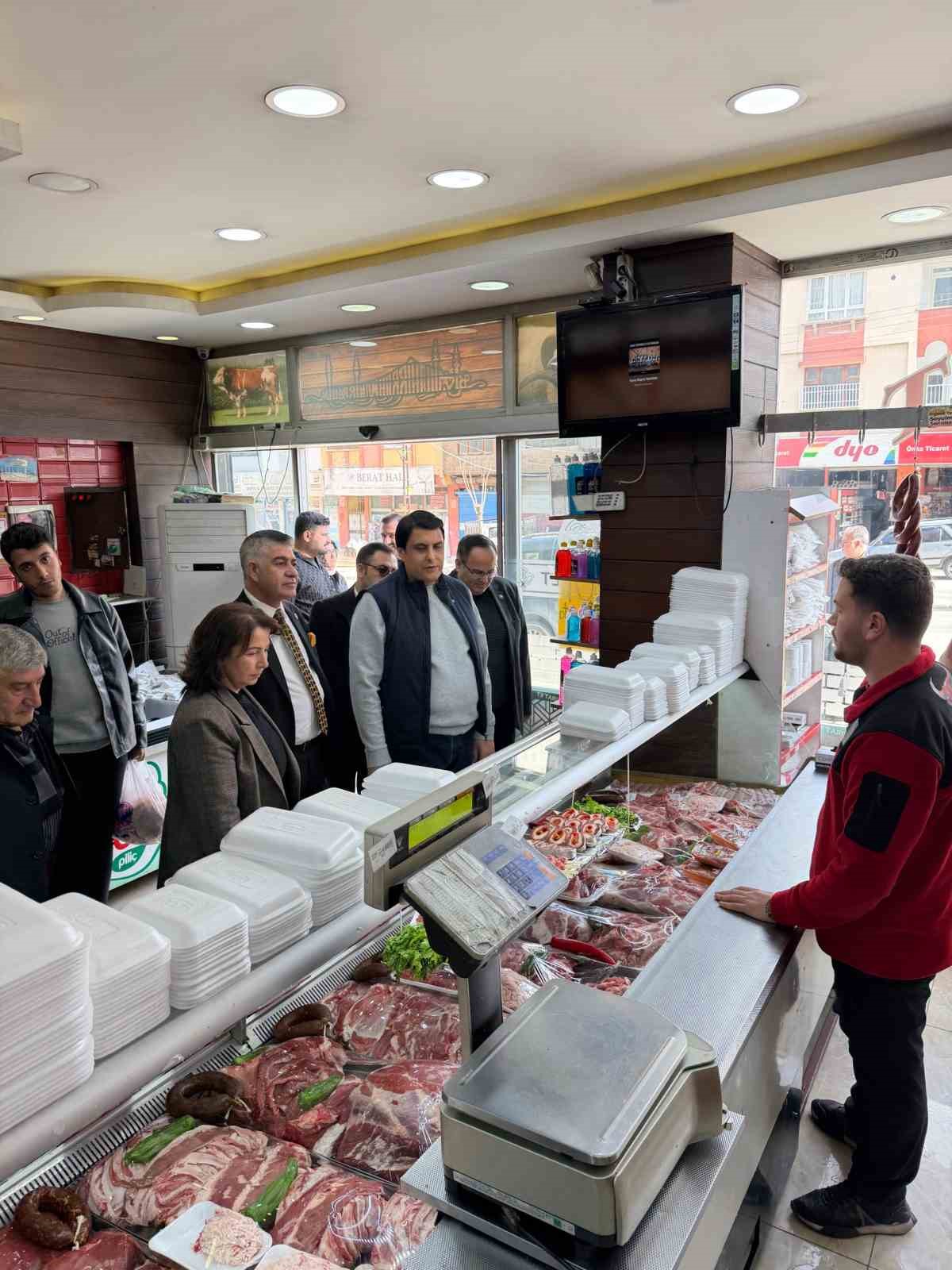 Başkan Yılmaz’dan Ramazan ziyaretleri
Başkan Yılmaz’dan Ramazan ziyaretleri