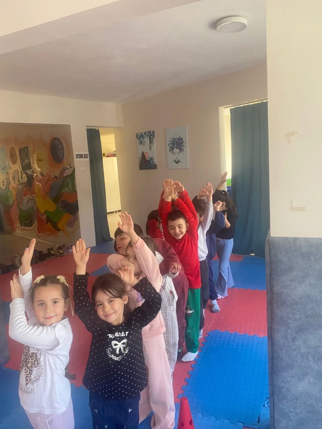 Başkan Zencirci: "Çocuklarımızı geleceğe hazırlıyoruz"
