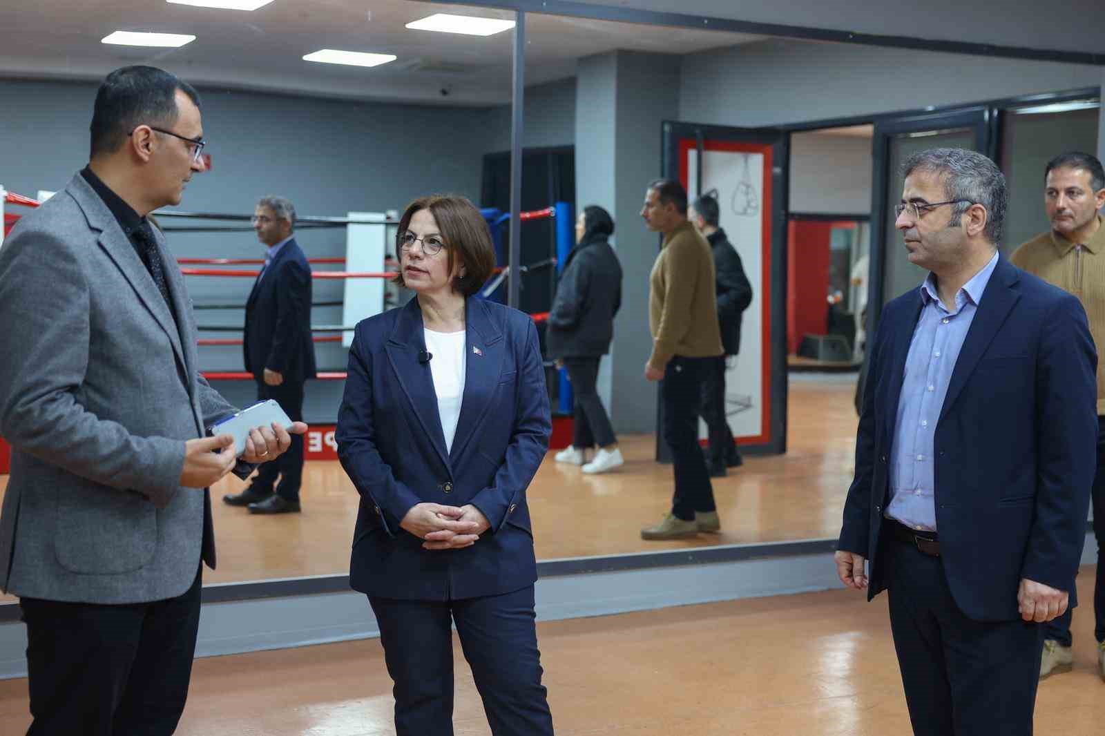 Başkanı Köymen, spor yapan kadınlarla buluştu
