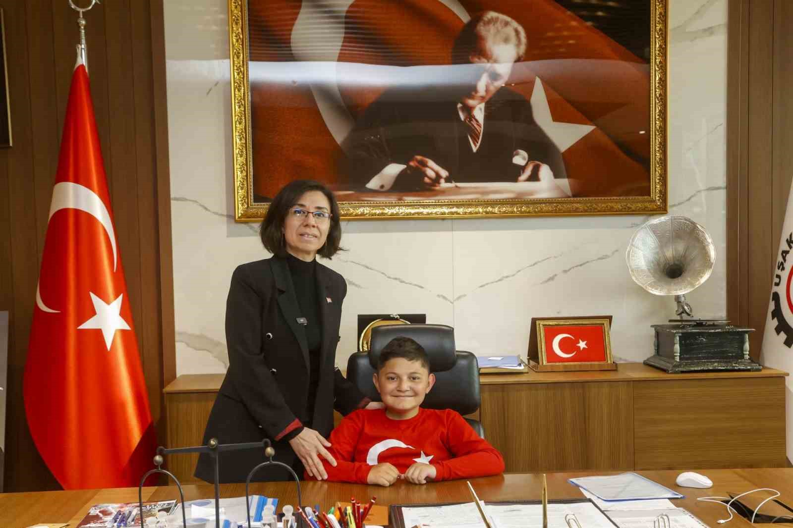 Başkanvekili Özkan özel misafirlerini ağırladı
