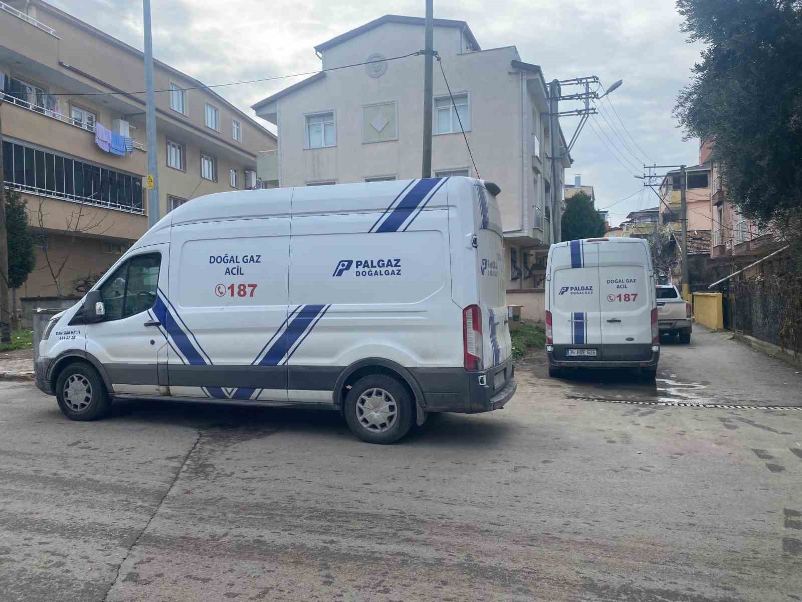 Başkasının faturasını ödetip, ’Gidin ondan alın" dediler
Başkasının faturasını ödetip, ’Gidin ondan alın" dediler