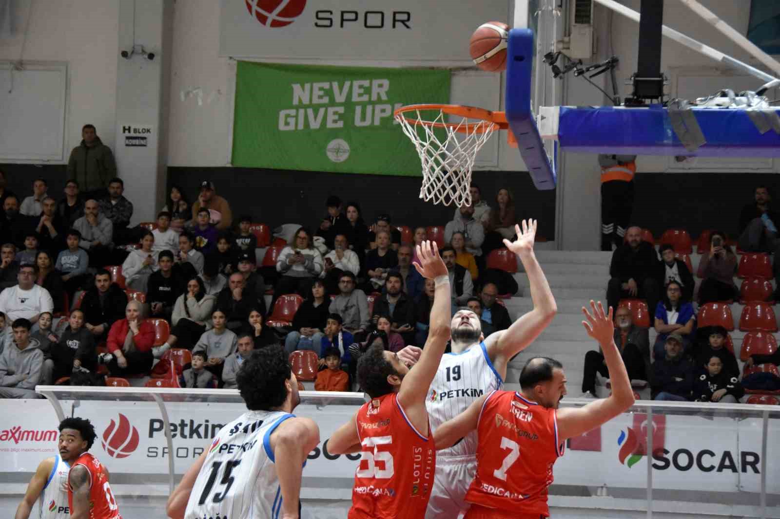 Basketbol Süper Ligi: Aliağa Petkimspor: 95 - Onvo Büyükçekmece: 104
