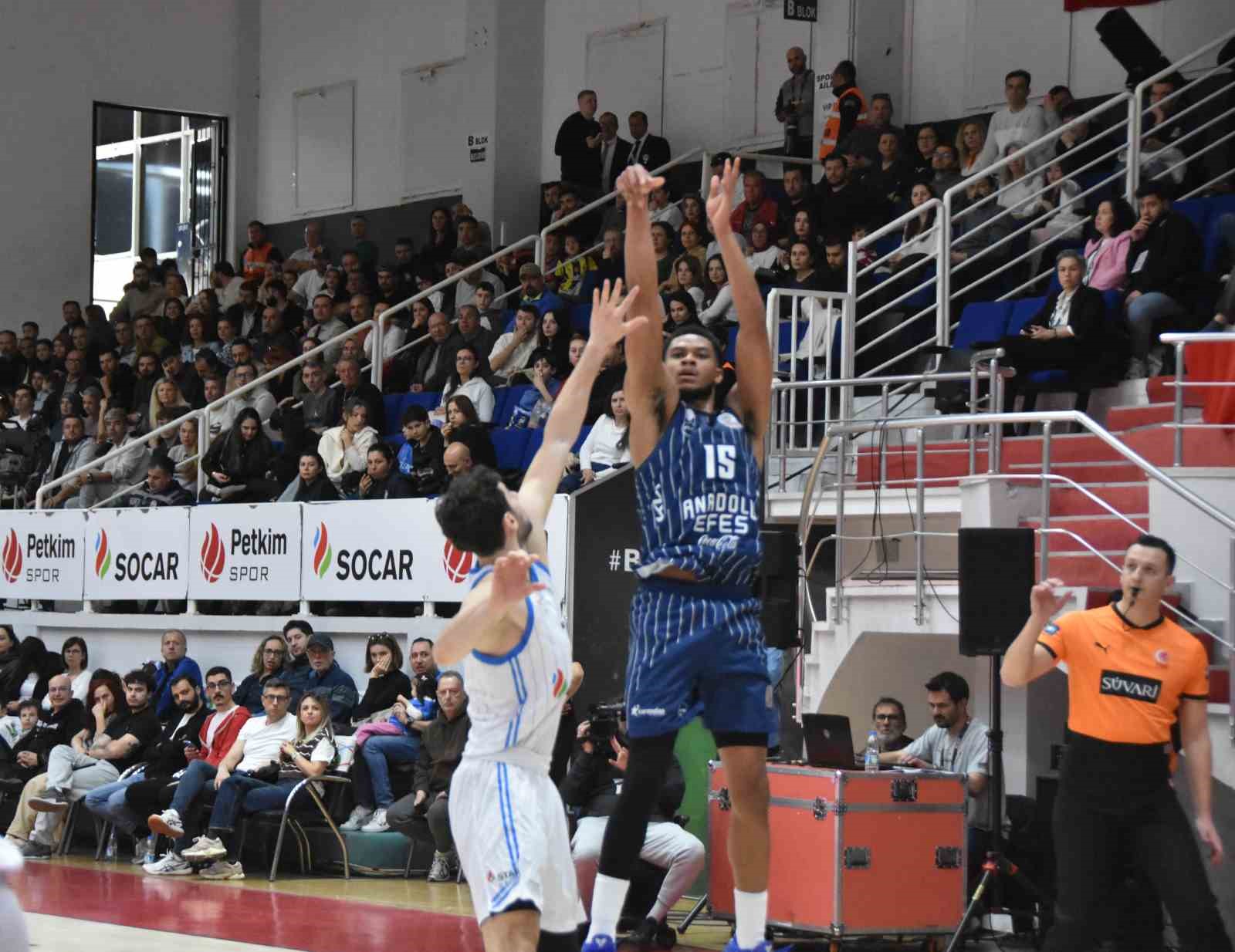 Basketbol Süper Ligi: Aliağa Petkimspor:60 - A. Efes: 85
