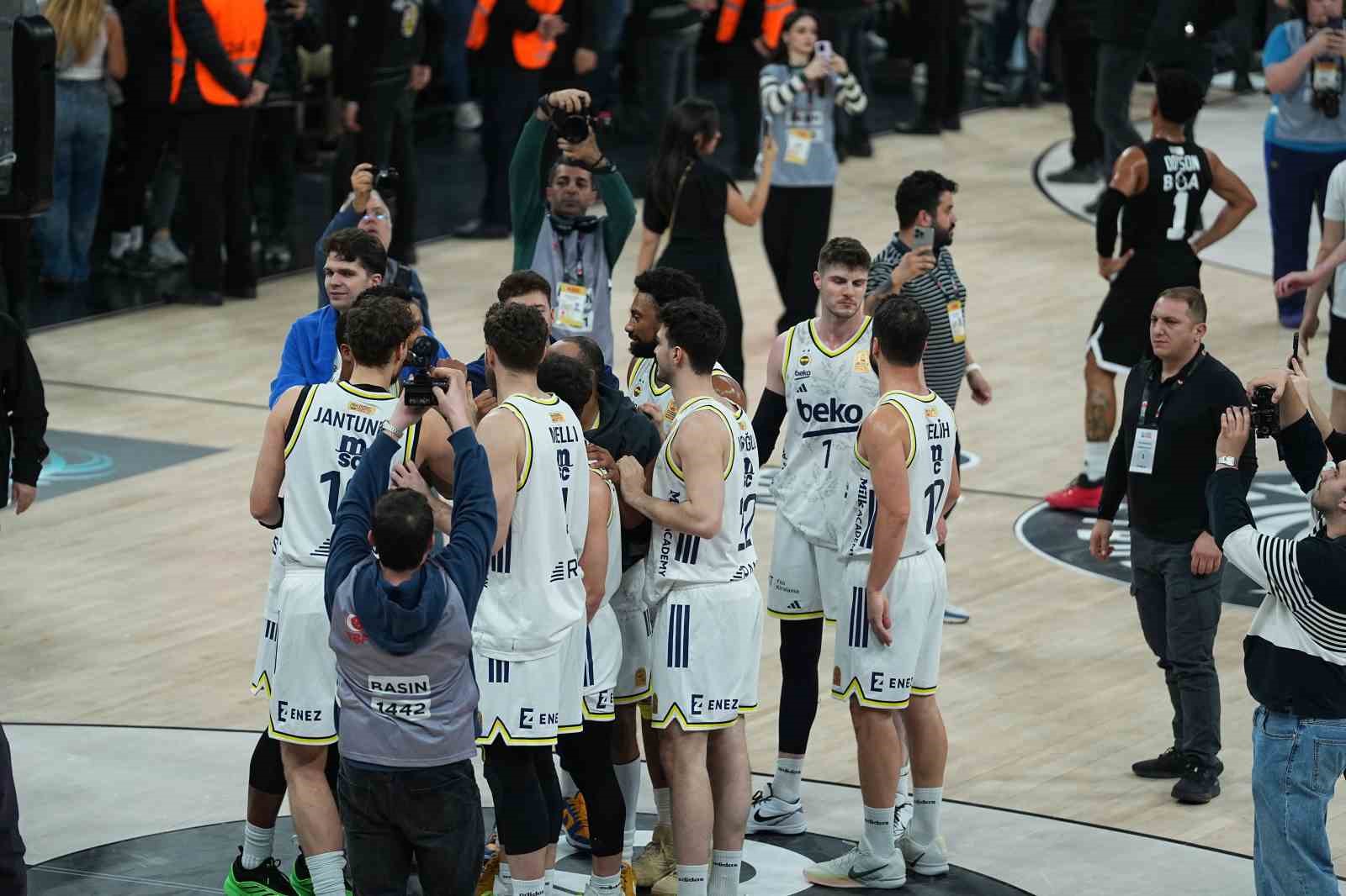 Basketbol Süper Ligi: Beşiktaş: 87 - Fenerbahçe: 101
