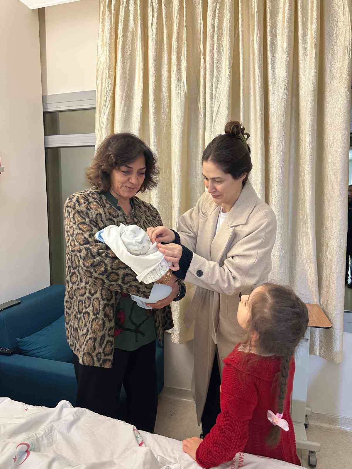 Başkomiser Çekerekli’nin sevincine ortak oldular
