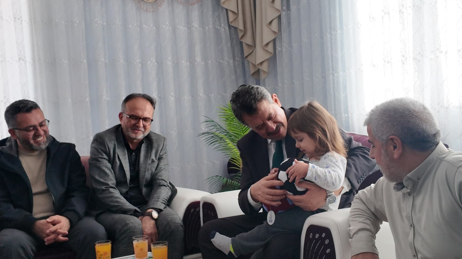 Başsavcı Ali Yeldan’dan, Mihriban Yılmaz’ın ailesine taziye ziyareti
