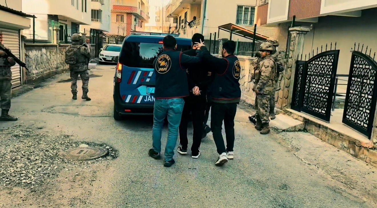 Batman’da 27 yıl hapisle aranan şahıs yakalandı

