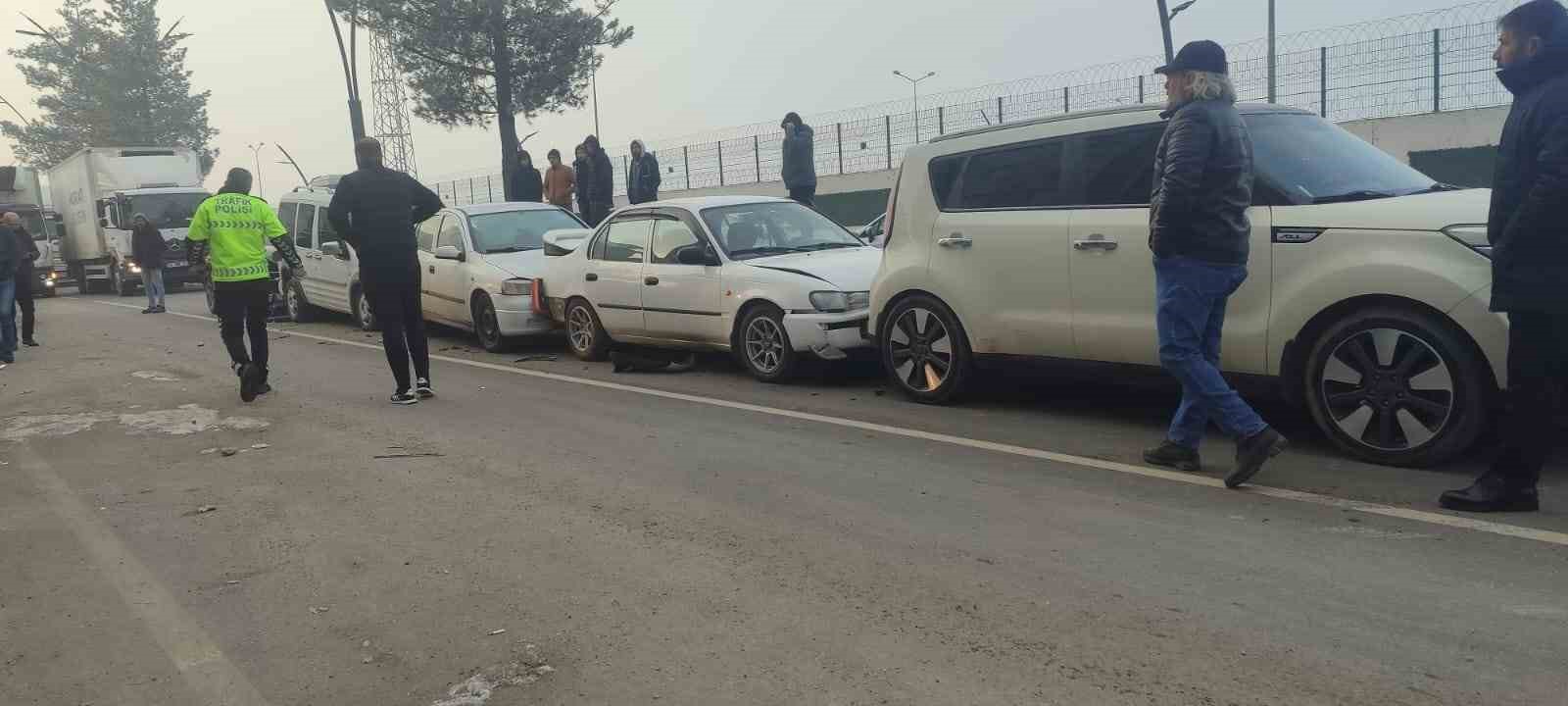 Batman’da 5 araçlı zincirleme kaza
