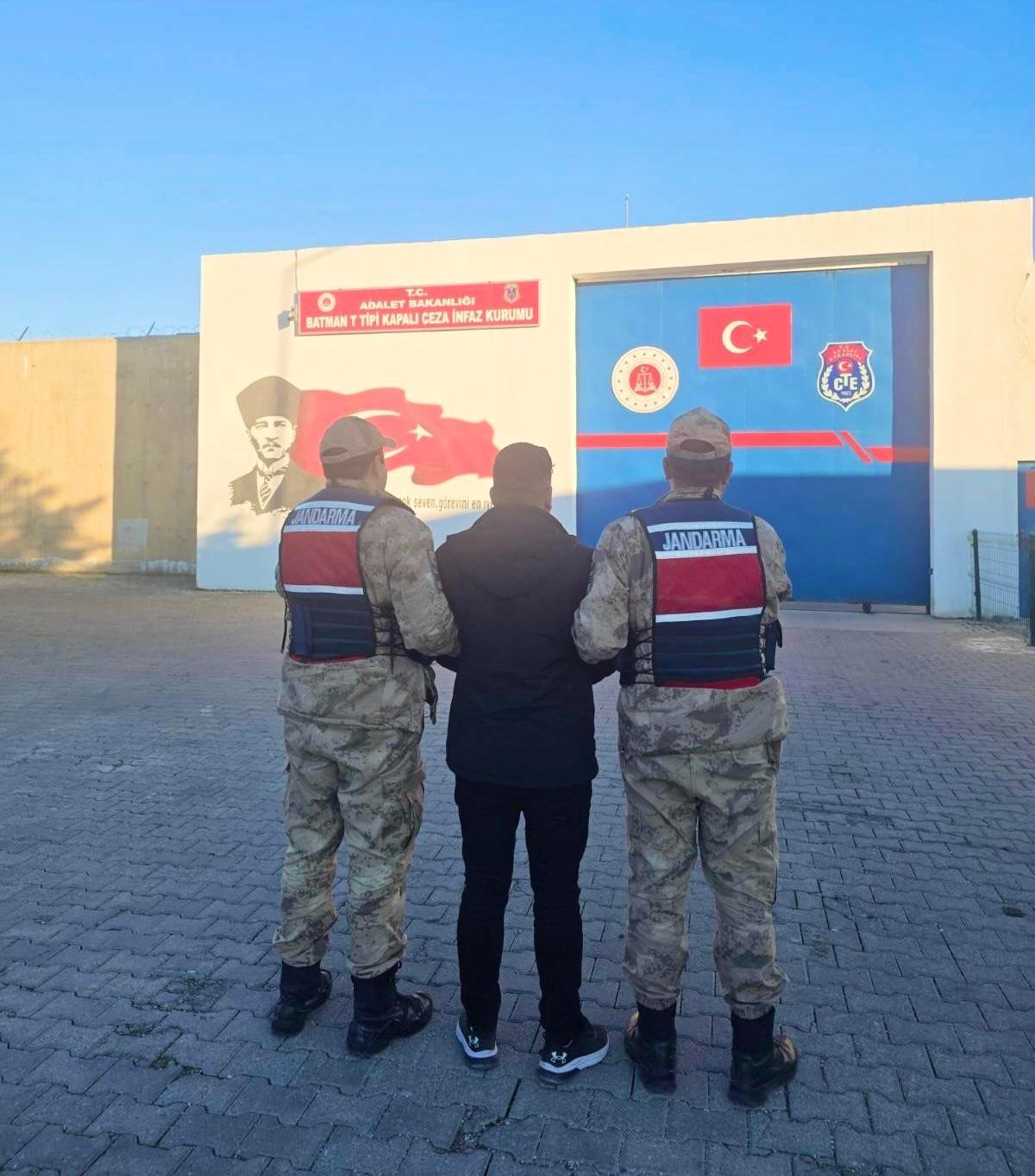 Batman’da aranan 33 şahıs yakalandı
