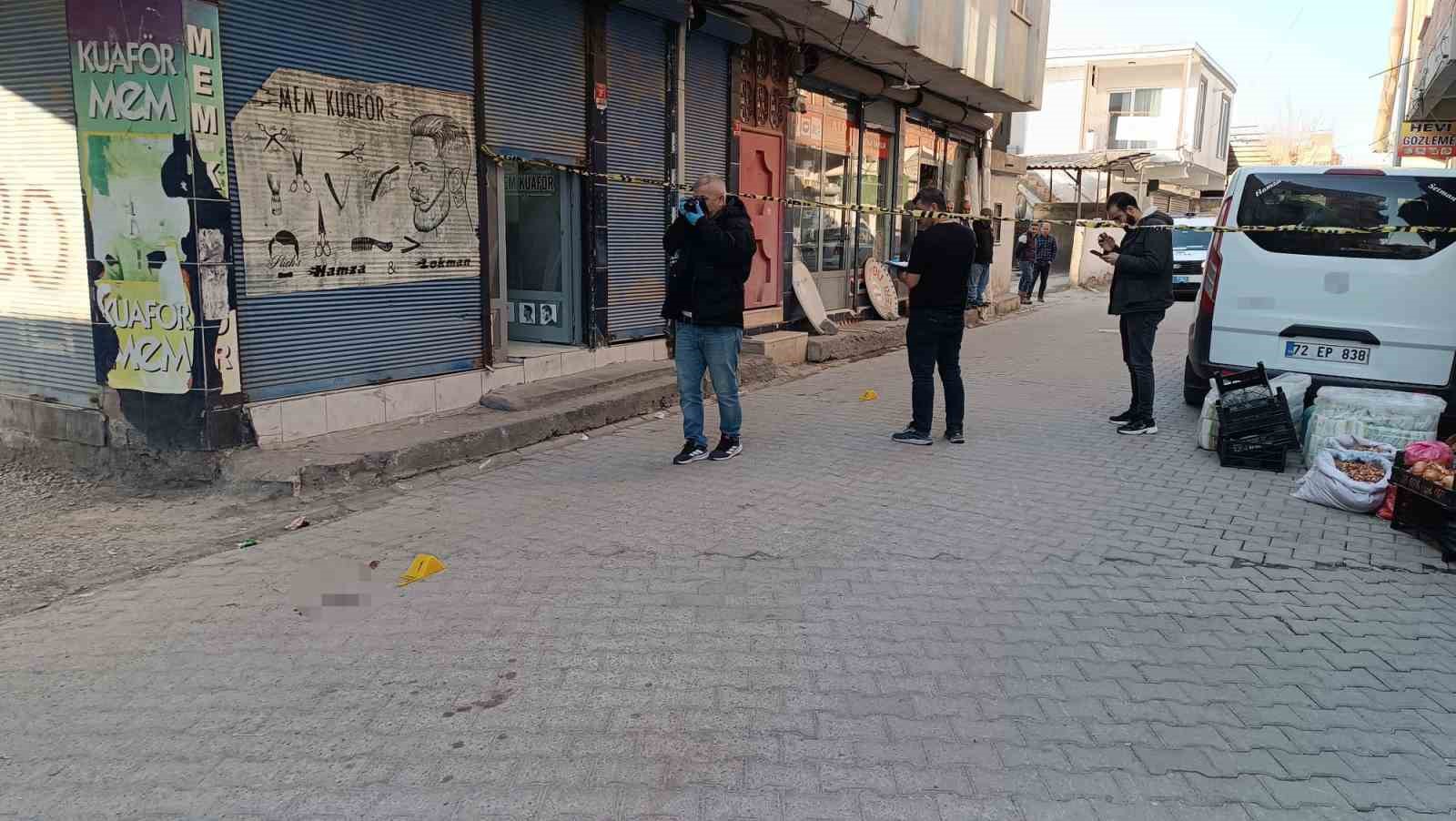 Batman’da bıçaklı kavga: 3 yaralı
