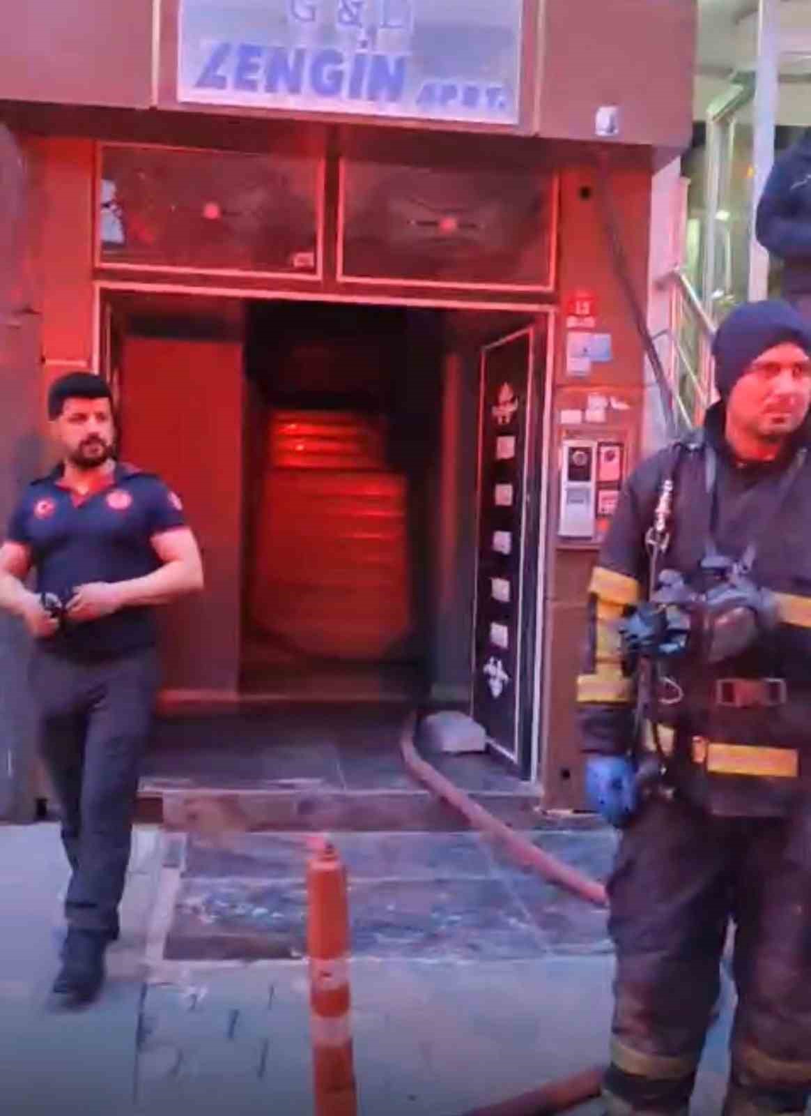 Batman’da bir evde bir kadın ve bir erkek yanmış halde ölü bulundu
