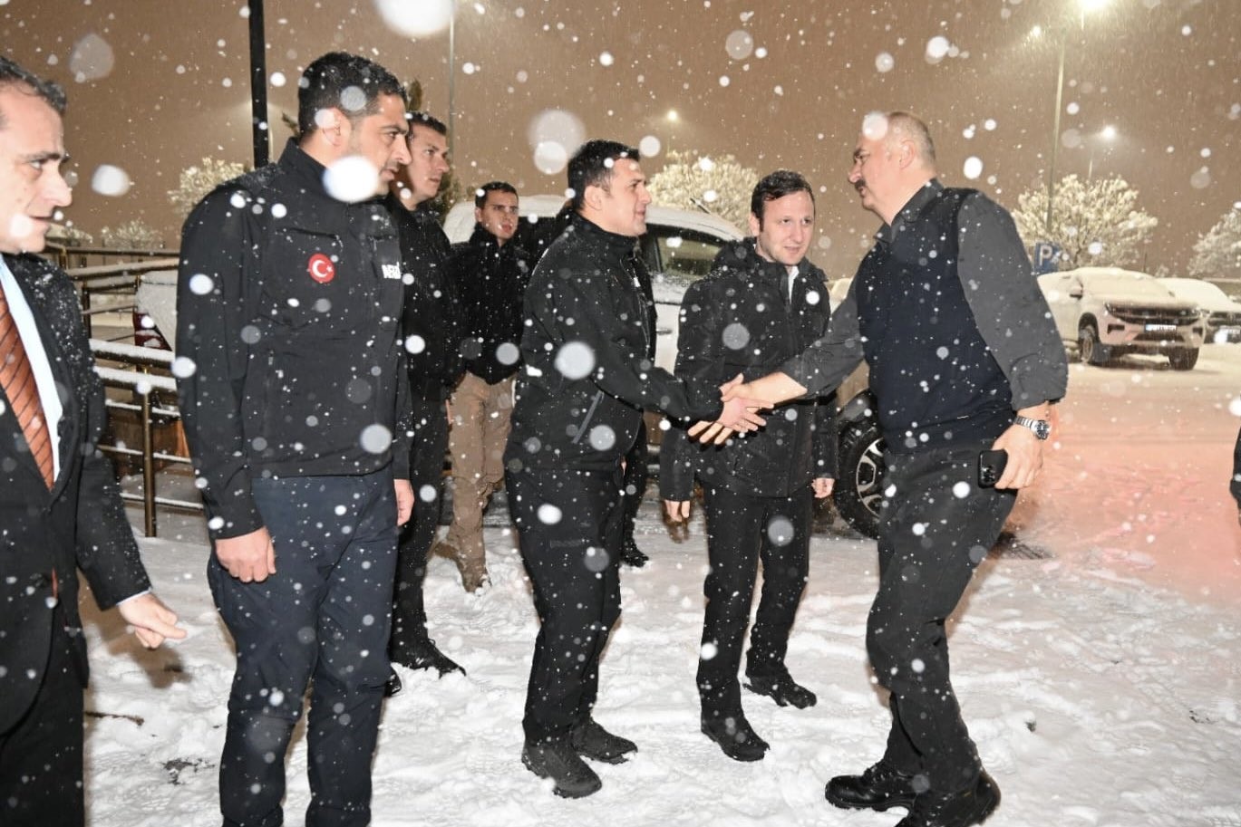 Batman’da kar esareti: 96 noktada mahsur kalma olayı yaşandı
