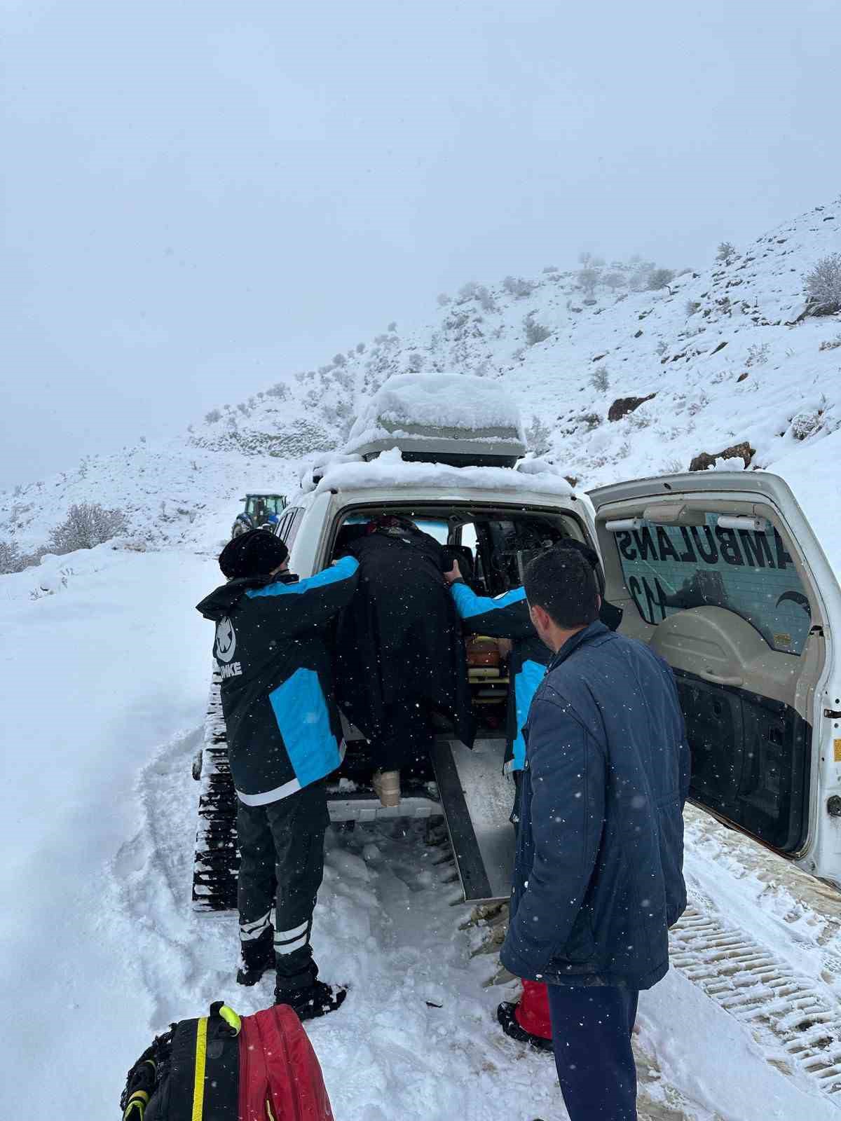 Batman’da kar esareti: 96 noktada mahsur kalma olayı yaşandı
