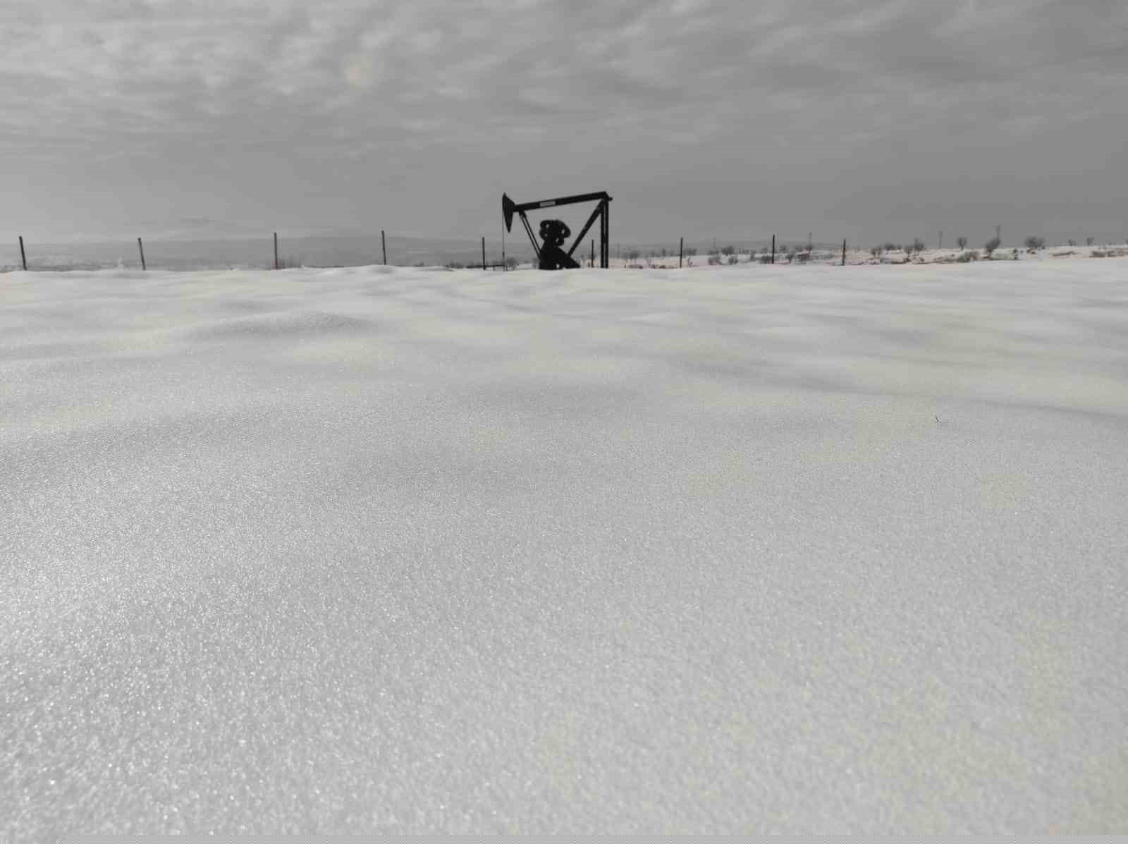 Batman’da kar mesaisi devam ediyor
