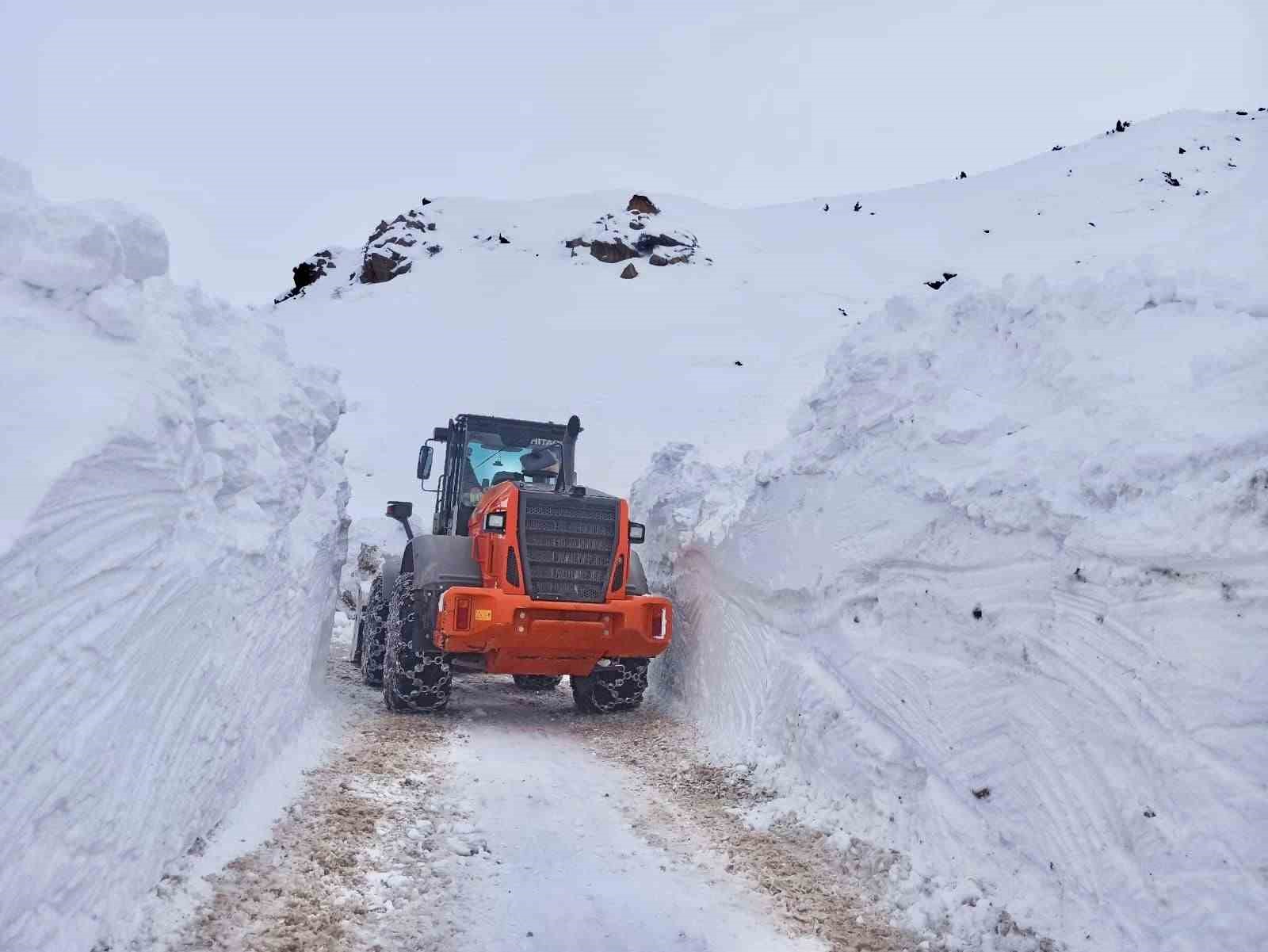 Batman’da karla mücadele çalışmaları
