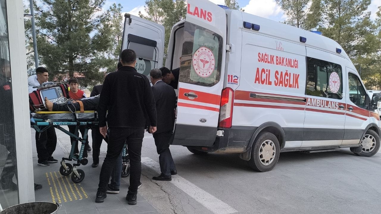 Batman’da kaynak yaptığı sırada akıma kapılan vatandaş yaralandı
