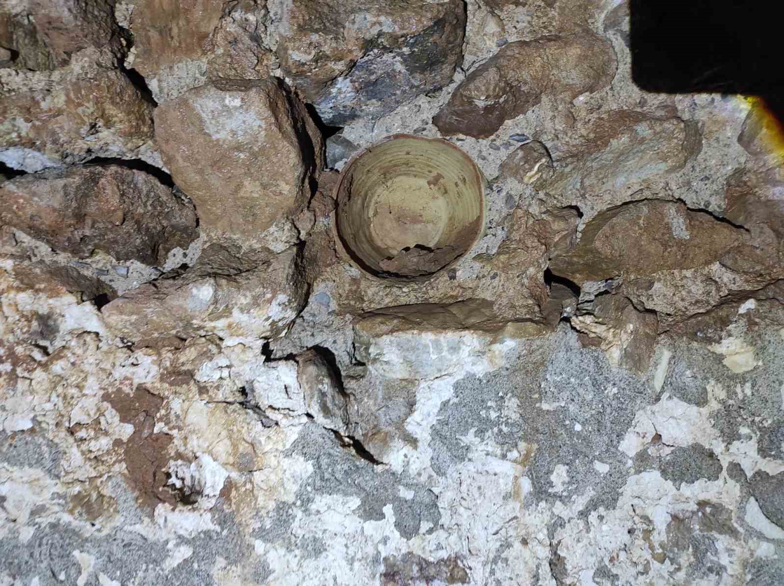 Batman’da keşfedilen gizemli yeraltı camisi ziyaretçi akınına uğruyor
